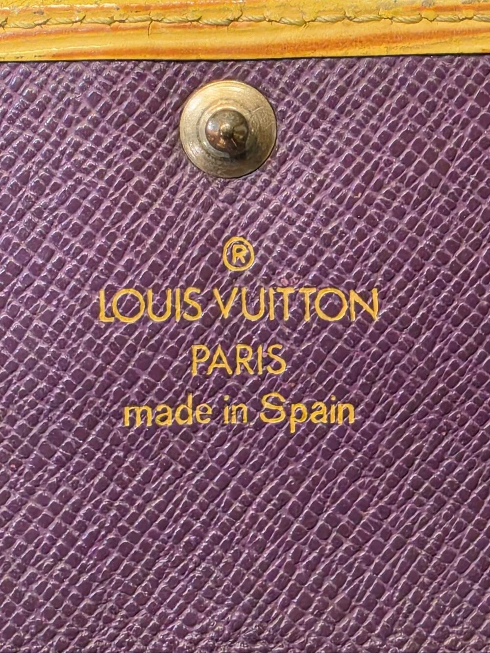 Louis Vuitton reposhing this